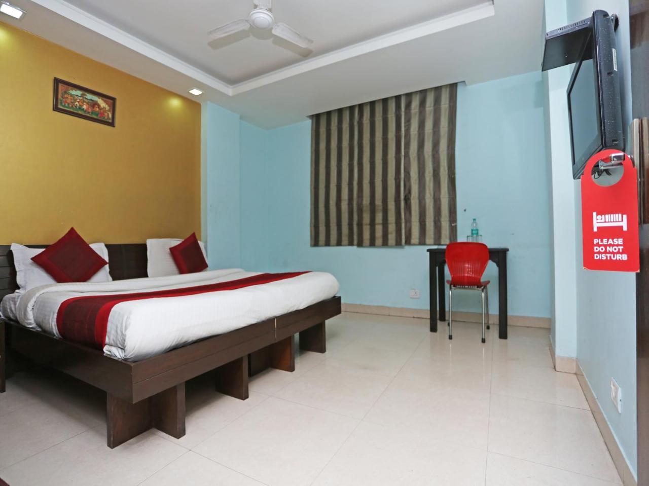 Oyo 6596 Hotel Flight Path New Delhi Exterior photo